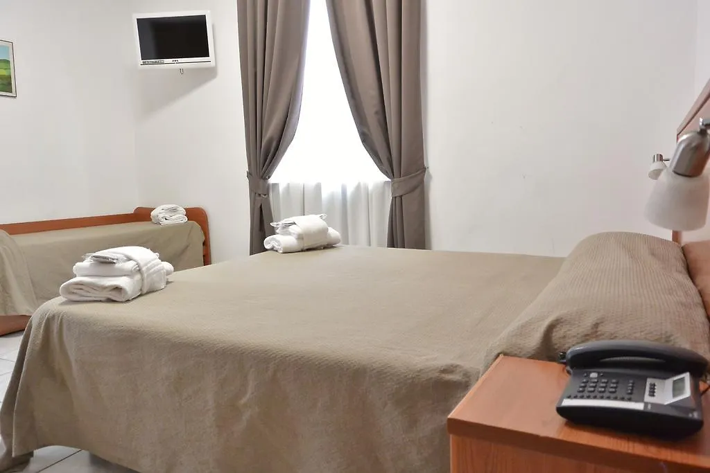 Hotel Trentina Milan