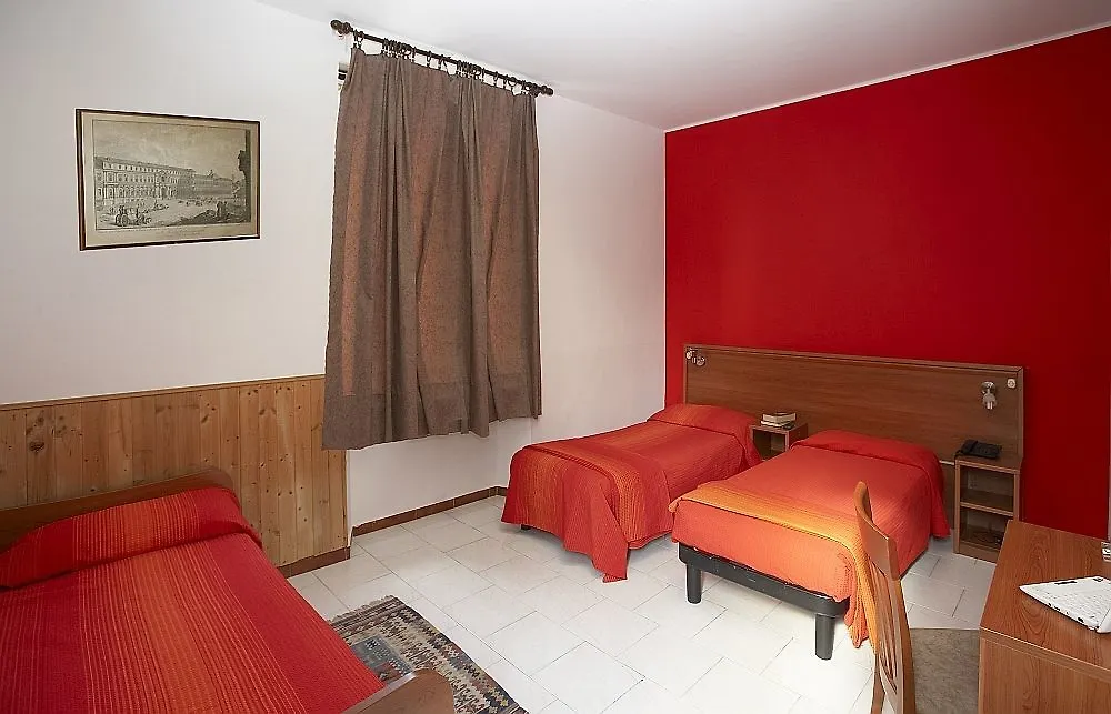 Hotel Trentina Milan